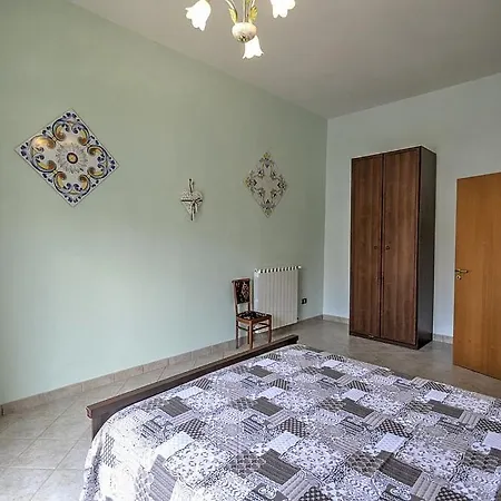 Sleeps 4 * Torchiara